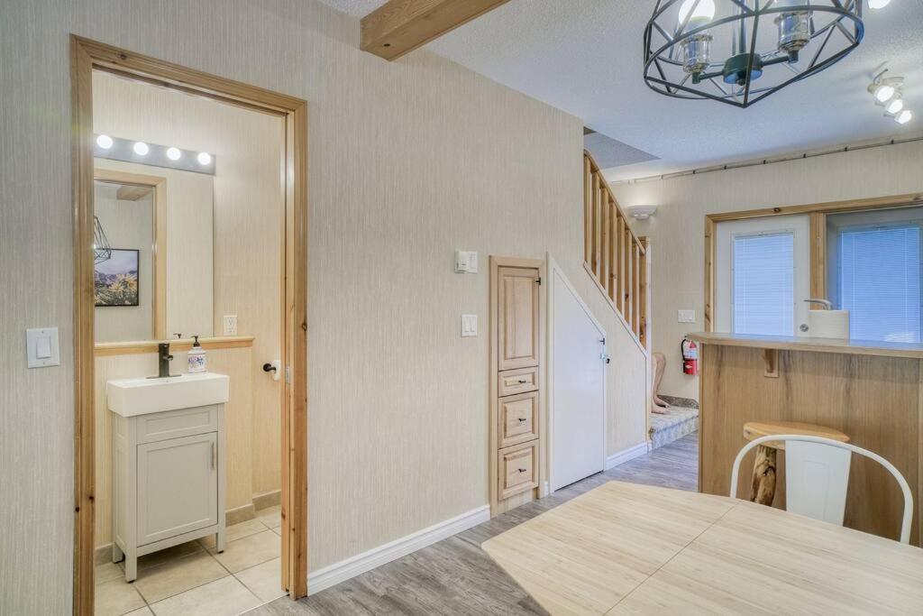 5 Mins To Banff - Cozy Townhome 2Br&2Bath - Banff Pass Included Canmore Buitenkant foto