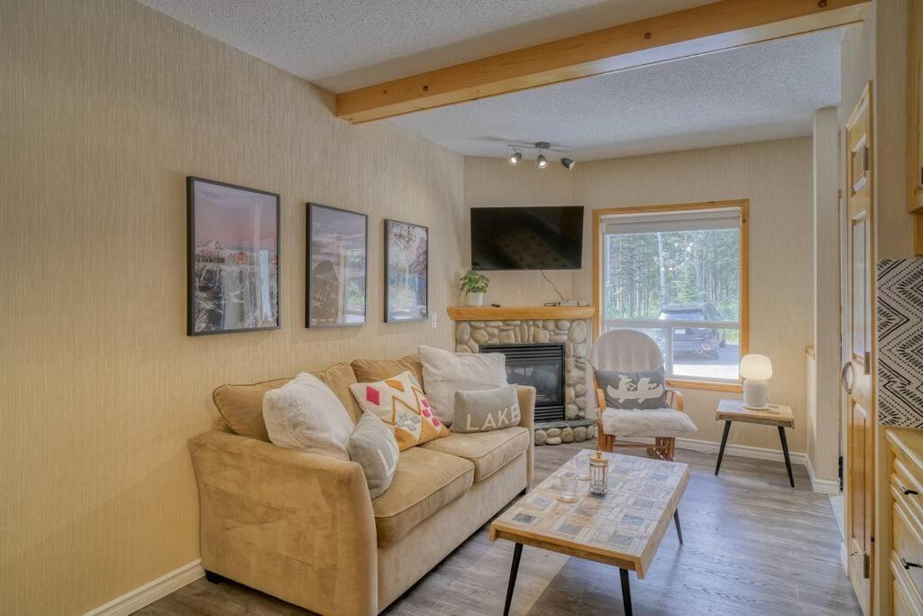 5 Mins To Banff - Cozy Townhome 2Br&2Bath - Banff Pass Included Canmore Buitenkant foto